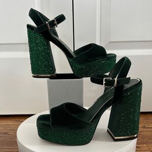 Kenneth Cole Emerald Green Velvet Rhinestones Christmas Platform Sandals Size 8